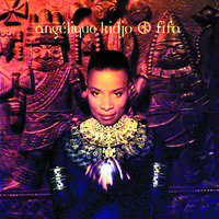Bitchifi - Angélique Kidjo
